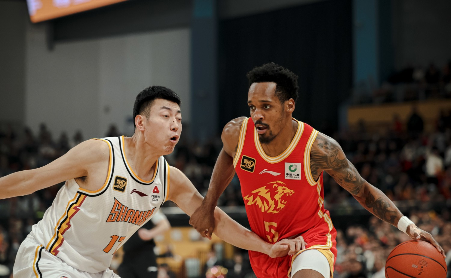 CBA季后赛倒计时，葡萄牙体育转会期篮板制胜，细节引发关注，悬念犹存，轮换策略成焦点的简单介绍-电竞平台